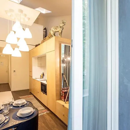 Marques Studio Duplex W/ Ac By Lovelystay Apartment *